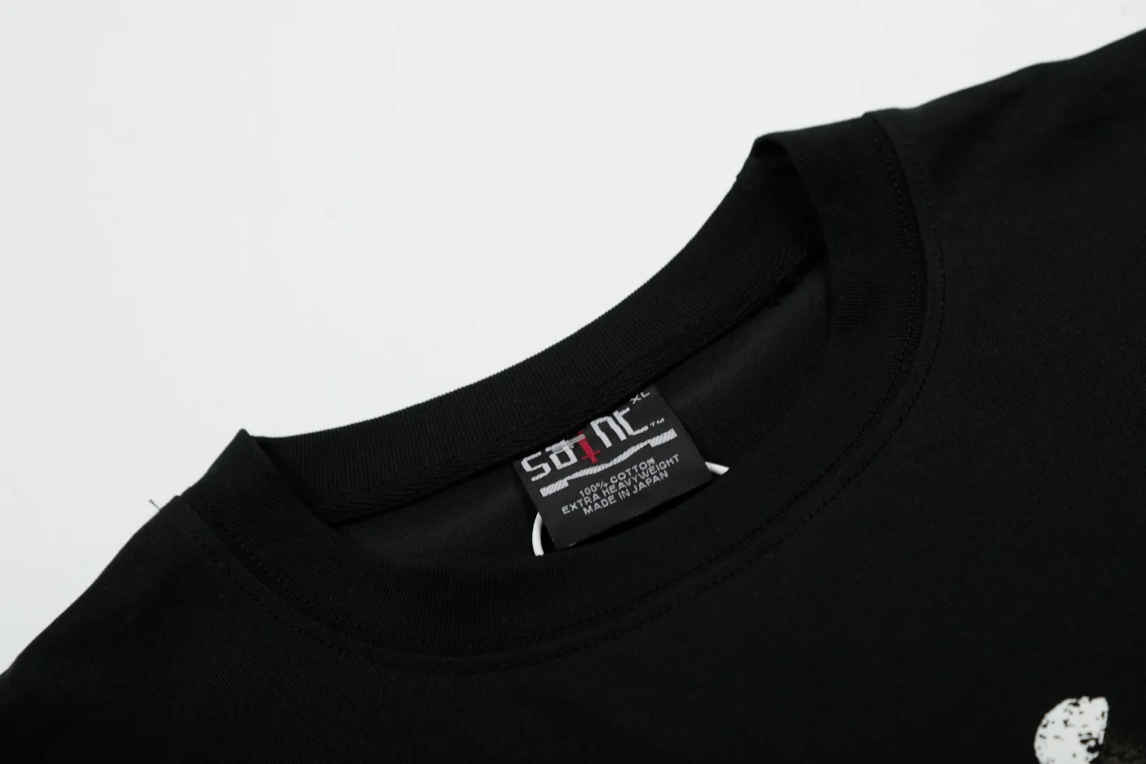 SAINT vintage American fashion special version one-piece short-sleeved T-shirt Wholesale price: 118 Size: M L XL Style number: 2154 Color: black